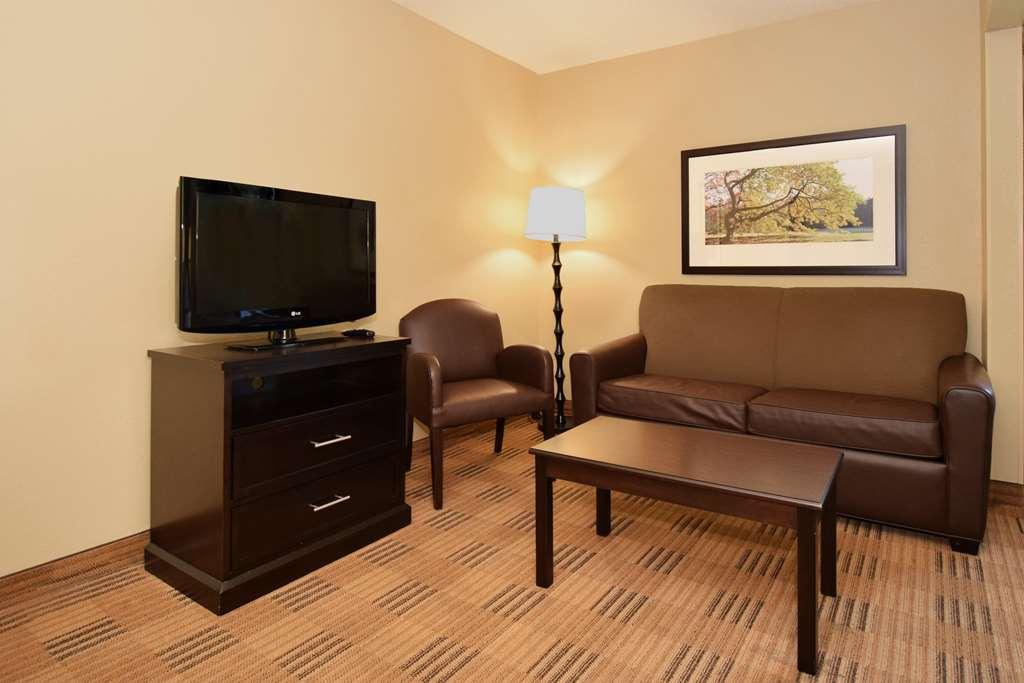 Extended Stay America Suites - Arlington - Six Flags Номер фото