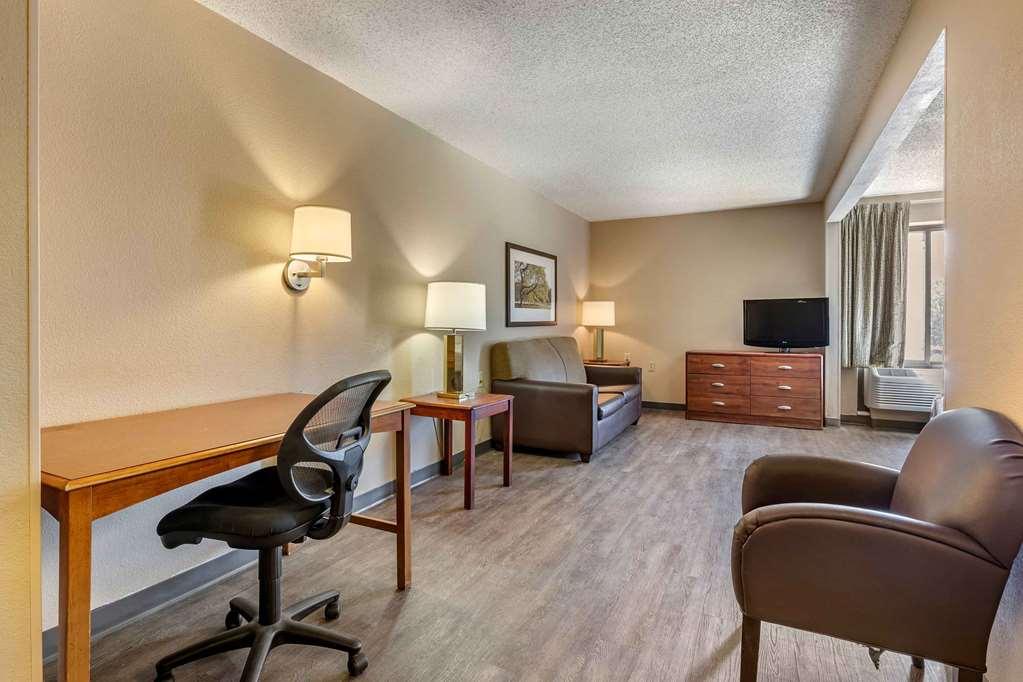 Extended Stay America Suites - Arlington - Six Flags Номер фото