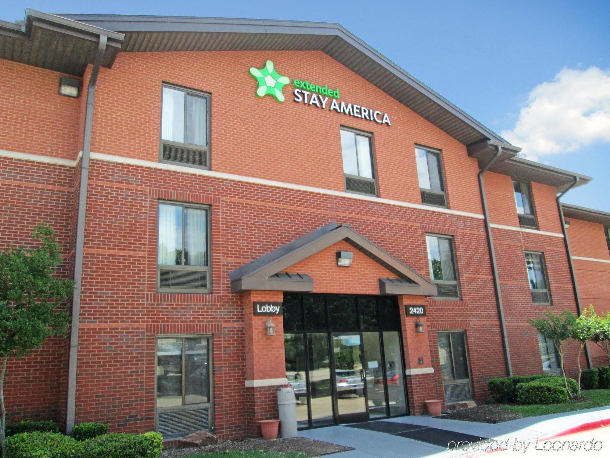 Extended Stay America Suites - Arlington - Six Flags Экстерьер фото